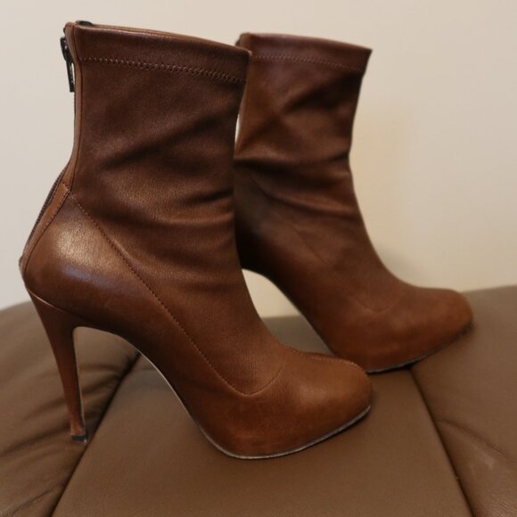 $880 Brian Atwood Angie 120 stiletto boots brown leather Made in Italy size 37 - Picture 3 of 16